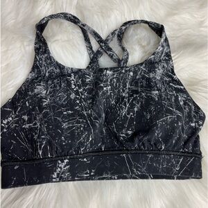 | Lululemon | sports bra. Size 4.